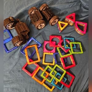 Magformers Magnetic Building Assorted Colors & Shapes Plus 3 Wheel Bases. 41pc